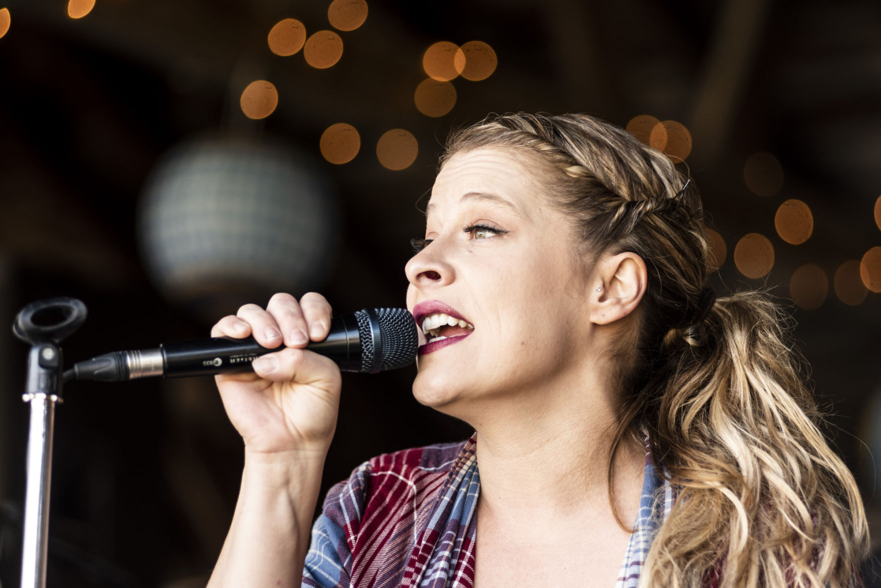 Drink, music flow at Oktoberfest